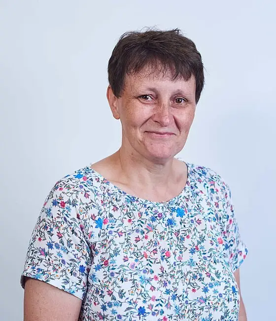 Frau Angelika Joneck