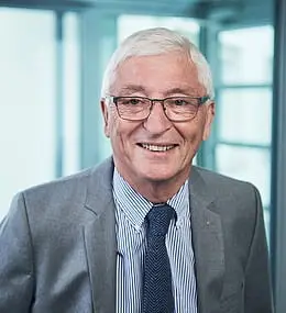 Rechtsanwalt und Notar a.D. Dr. Theodor Schäfer
